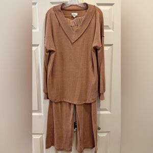 Cozy Ribbed BiBi Set in brown